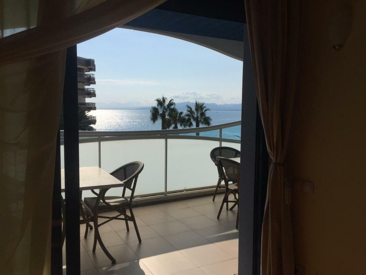 Apartamento En Playa Capellans Salou Ngoại thất bức ảnh